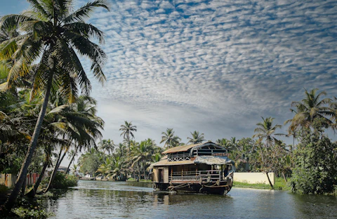 Family holiday houseboat Kerala backwaters